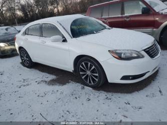 CHRYSLER 200 TOURING