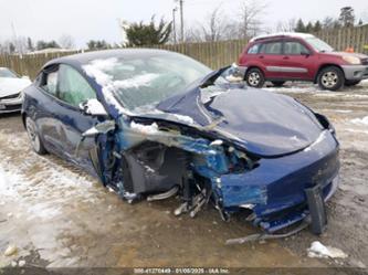 TESLA MODEL 3 REAR-WHEEL DRIVE