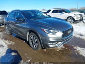 INFINITI QX30 PREMIUM