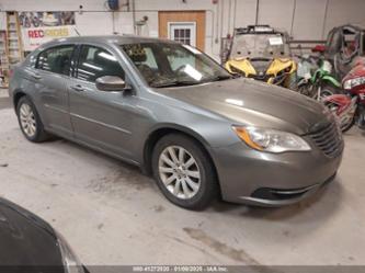 CHRYSLER 200 TOURING