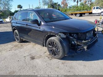 VOLKSWAGEN TIGUAN 2.0T SE R-LINE BLACK