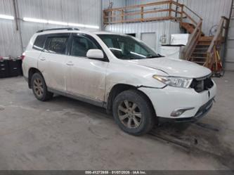 TOYOTA HIGHLANDER SE V6