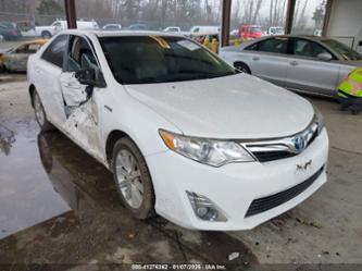 TOYOTA CAMRY HYBRID XLE