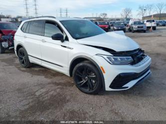 VOLKSWAGEN TIGUAN 2.0T SE R-LINE BLACK