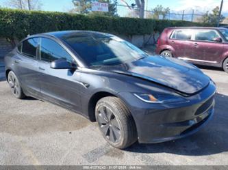 TESLA MODEL 3 LONG RANGE DUAL MOTOR ALL-WHEEL DRIVE/REAR-WHEEL DRIVE