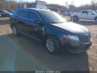 LINCOLN MKT LIVERY