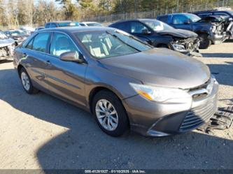 TOYOTA CAMRY LE