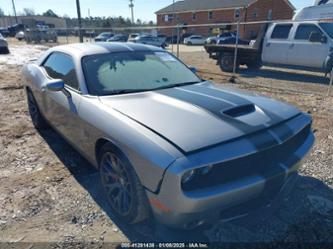 DODGE CHALLENGER SRT 392