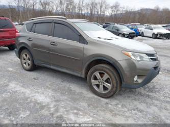 TOYOTA RAV4 XLE