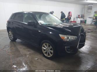 MITSUBISHI OUTLANDER SPORT SE