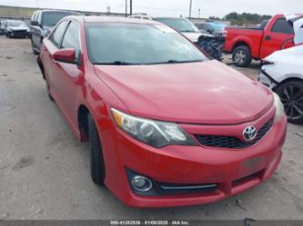 TOYOTA CAMRY SE