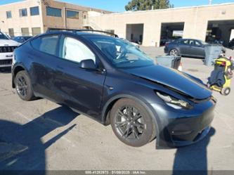 TESLA MODEL Y LONG RANGE DUAL MOTOR ALL-WHEEL DRIVE