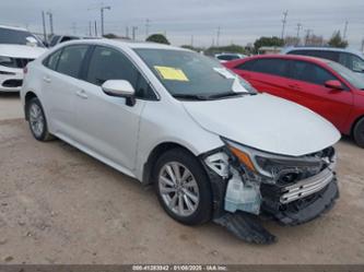 TOYOTA COROLLA HYBRID XLE