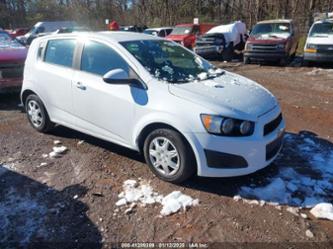 CHEVROLET SONIC LS AUTO