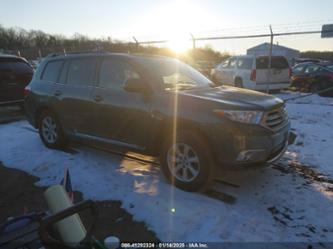 TOYOTA HIGHLANDER SE V6