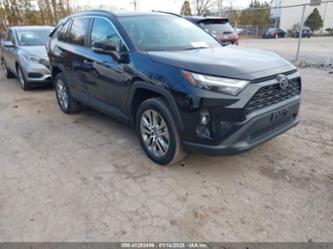 TOYOTA RAV4 XLE PREMIUM