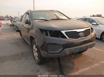 KIA SORENTO LX V6