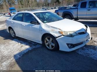 TOYOTA CAMRY SE