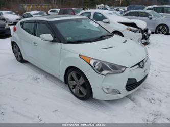 HYUNDAI VELOSTER RED INT