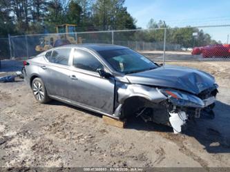 NISSAN ALTIMA SV FWD