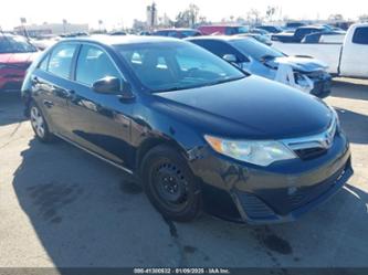 TOYOTA CAMRY HYBRID LE