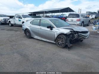 TOYOTA CAMRY SE