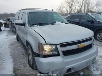 CHEVROLET SUBURBAN LT