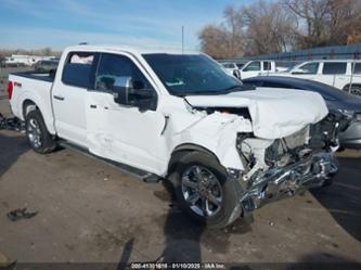 FORD F-150 LARIAT