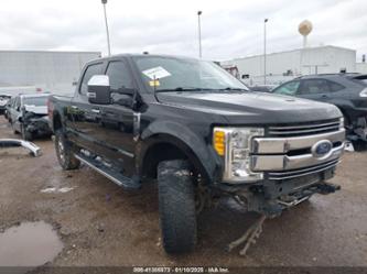 FORD F-250 LARIAT