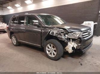 TOYOTA HIGHLANDER SE V6