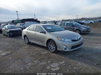 TOYOTA CAMRY XLE