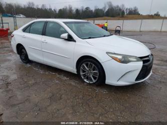 TOYOTA CAMRY SE