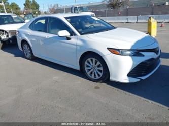 TOYOTA CAMRY LE