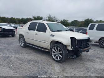 CADILLAC ESCALADE STANDARD