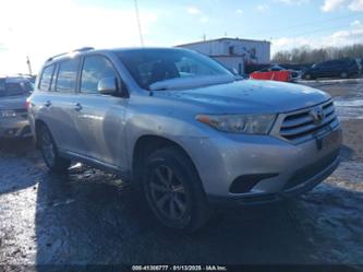 TOYOTA HIGHLANDER BASE V6/SE V6