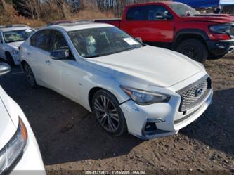 INFINITI Q50 3.0T LUXE/3.0T SPORT