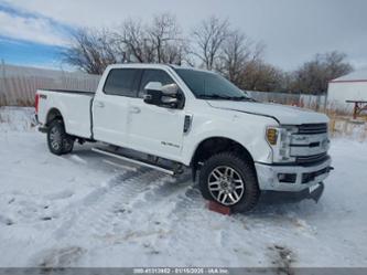 FORD F-250 LARIAT