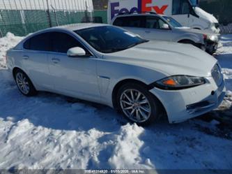 JAGUAR XF 2.0T PREMIUM