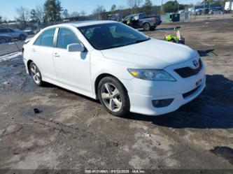 TOYOTA CAMRY SE