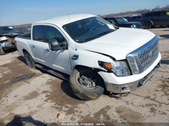 NISSAN TITAN SV