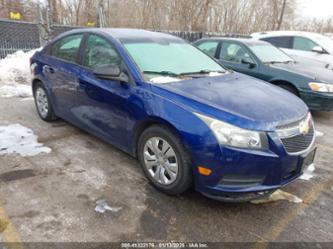 CHEVROLET CRUZE LS AUTO