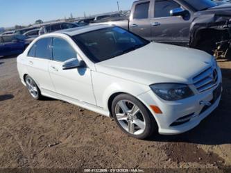 MERCEDES-BENZ C-CLASS LUXURY/SPORT