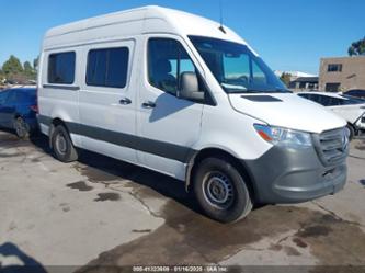 MERCEDES-BENZ SPRINTER STANDARD ROOF I4