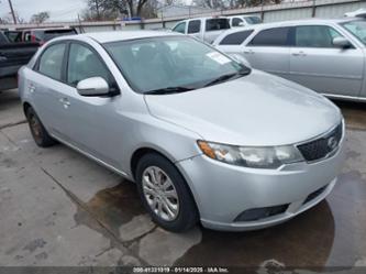 KIA FORTE EX