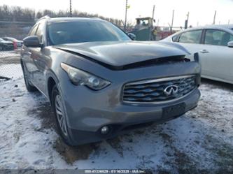 INFINITI FX35