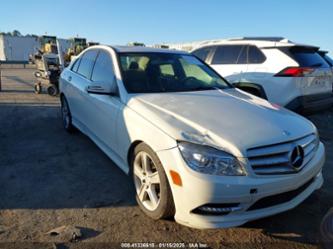 MERCEDES-BENZ C-CLASS LUXURY/SPORT