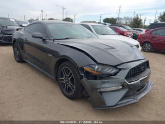 FORD MUSTANG GT