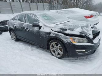 VOLVO S60 T5/T5 PLATINUM/T5 PREMIER/T5 PREMIER PLUS