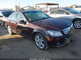 MERCEDES-BENZ C-CLASS LUXURY/SPORT