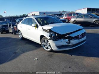 VOLVO S60 T5 PREMIER PLUS